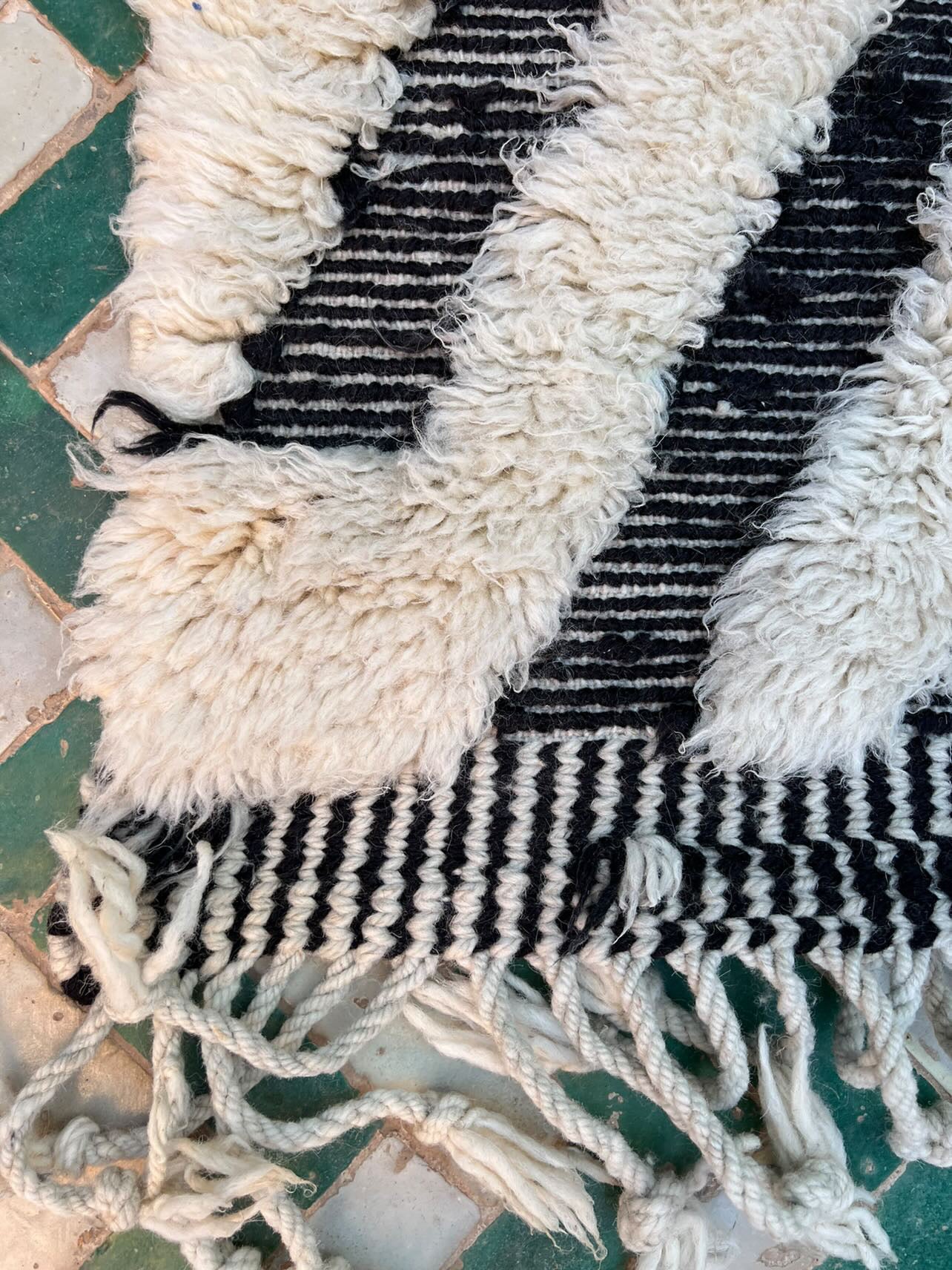 The Tugga Rug – Harem Modern